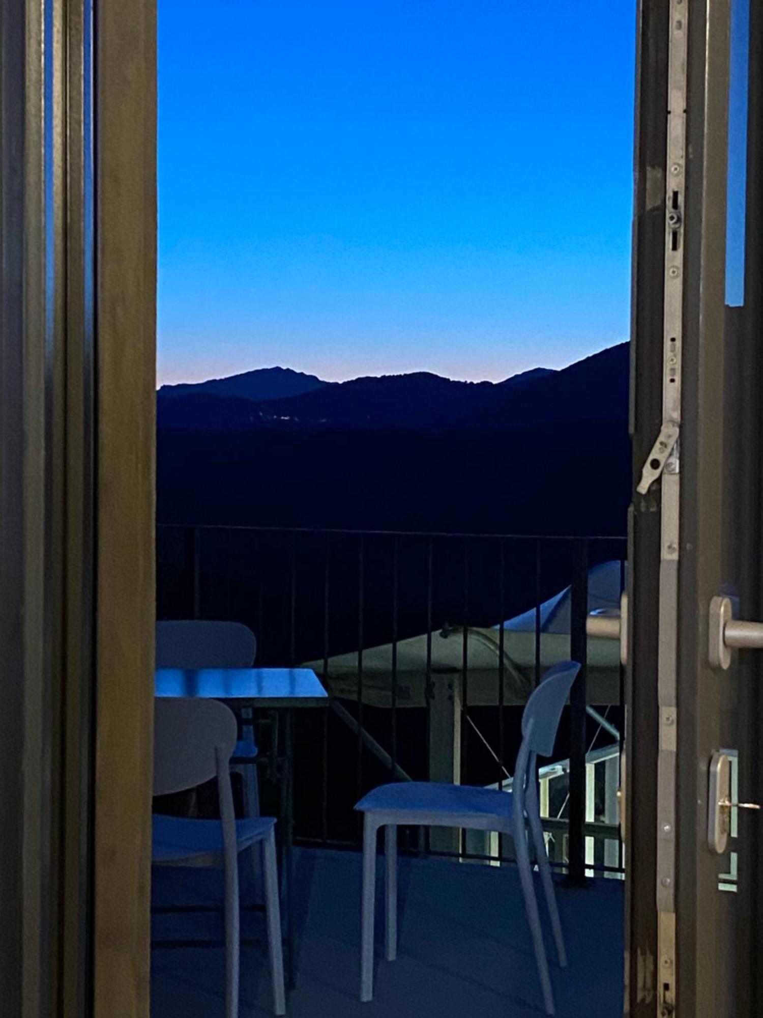 Tres Beau Studio Avec Terrasse Zonza Bagian luar foto